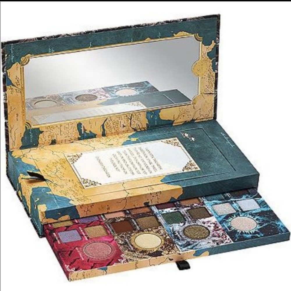 Urban Decay Game of Thrones Eyeshadow Palette - Picture 3 of 7